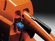 Одноважільне управління бензопилою