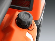 Внешняя крышка бензобака