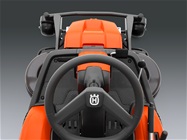 Расположенная впереди режущая дека